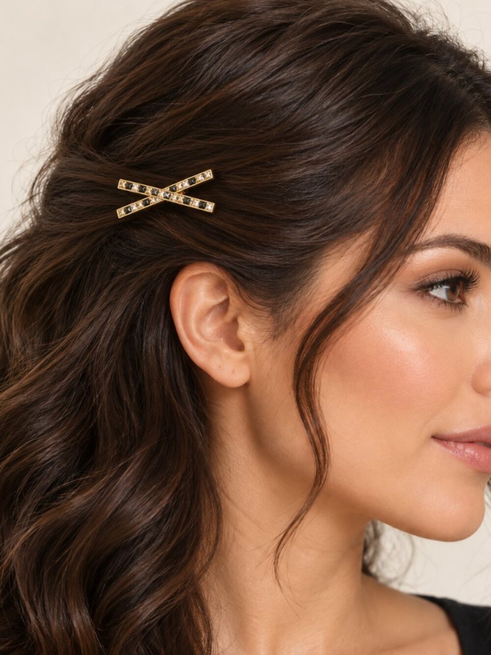nOir Gold Tone TriStone Barrette
